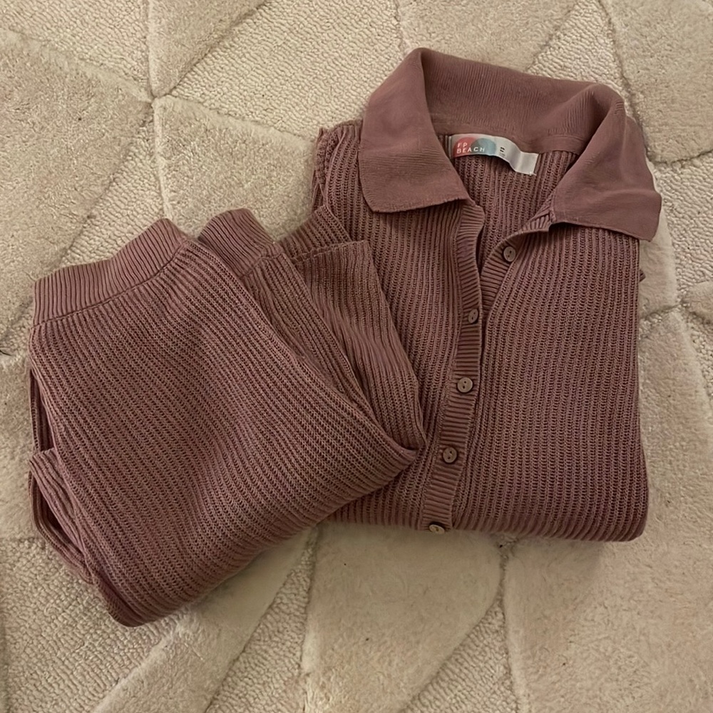 Free people beach set, xs, pink long sleeves and pants, flowy, oversized look
